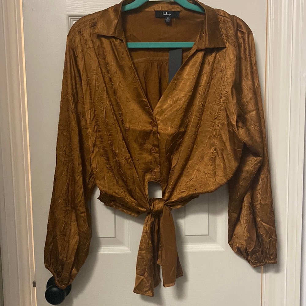 Fun silky cropped blouse
